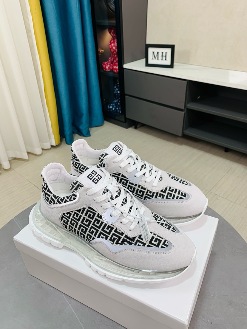 Givenchy sz38-44 62